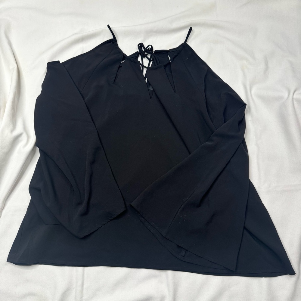 Stitchfix Elegant Black Women's cold shoulder bell sleeve Top